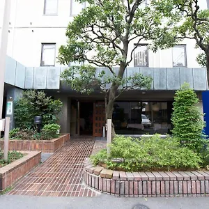 호텔 엠파이어 인 신주쿠, 도쿄